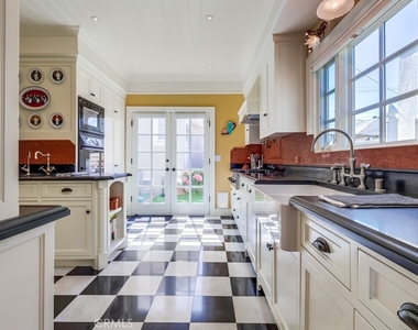 1239 S Patton Avenue - Photo Thumbnail 18