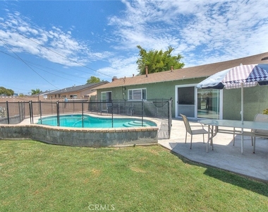 6201 Vanguard - Photo Thumbnail 29