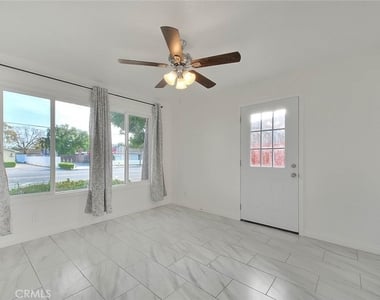 8585 Lampson Ave - Photo Thumbnail 13