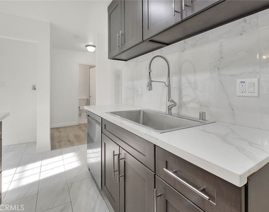 8585 Lampson Ave - Photo Thumbnail 22