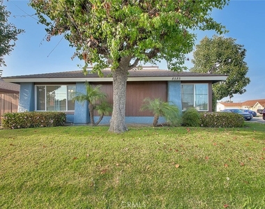 8585 Lampson Ave - Photo Thumbnail 2
