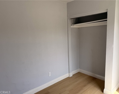 16826 S Western - Photo Thumbnail 4