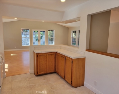 1923 Shipway Avenue - Photo Thumbnail 4