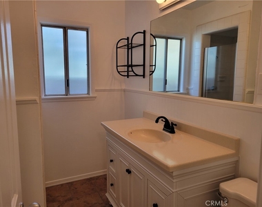 1923 Shipway Avenue - Photo Thumbnail 18