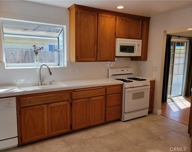 1923 Shipway Avenue - Photo Thumbnail 8