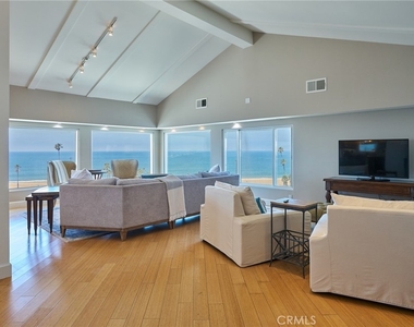 151 Napoleon Street - Photo Thumbnail 8