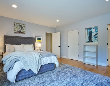 151 Napoleon Street - Photo Thumbnail 11