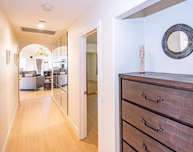 2715 S Centre City Parkway - Photo Thumbnail 24