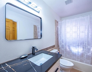 2715 S Centre City Parkway - Photo Thumbnail 23