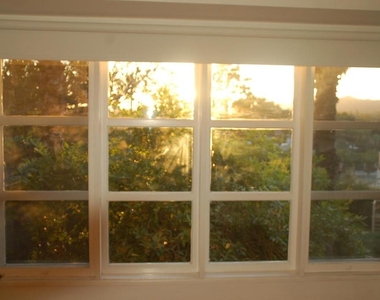 1637 Raymond Hill Road - Photo Thumbnail 8