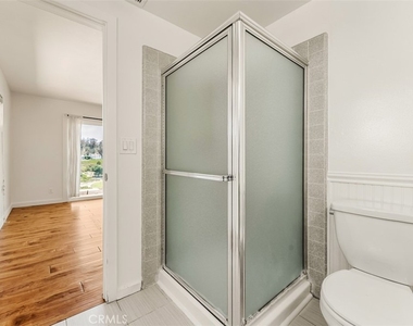 23932 Flores Avenue - Photo Thumbnail 29