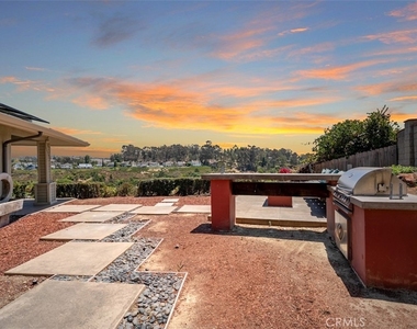 23932 Flores Avenue - Photo Thumbnail 4