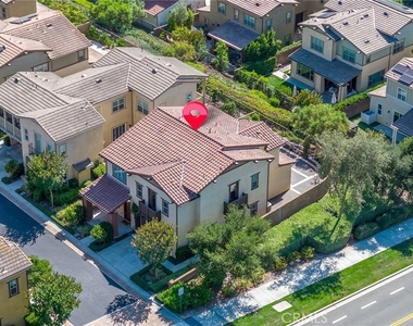 1 Intriga Court - Photo Thumbnail 2