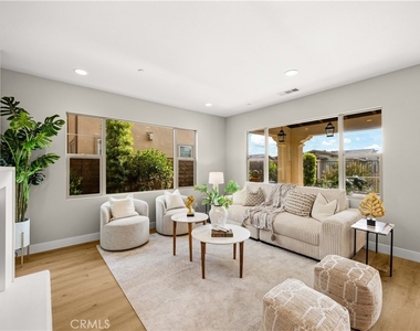 1 Intriga Court - Photo Thumbnail 8