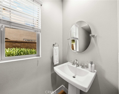 1 Intriga Court - Photo Thumbnail 23