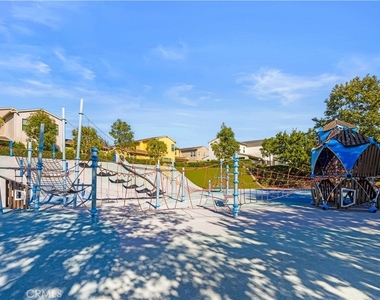 1 Intriga Court - Photo Thumbnail 57