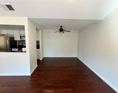 359 Windy Ln - Photo Thumbnail 5