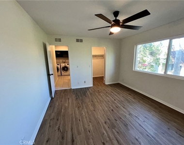 359 Windy Ln - Photo Thumbnail 9
