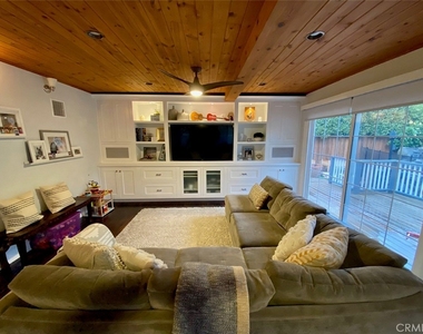 518 Westminster Avenue - Photo Thumbnail 10
