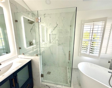 518 Westminster Avenue - Photo Thumbnail 20