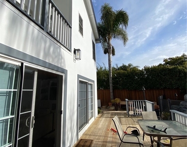 518 Westminster Avenue - Photo Thumbnail 16