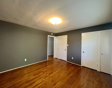 621 S 13th Street - Photo Thumbnail 23