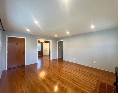 621 S 13th Street - Photo Thumbnail 7