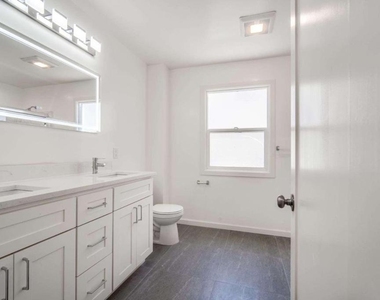 1305 Walnut Street - Photo Thumbnail 35