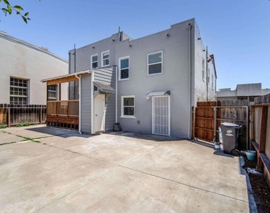 1305 Walnut Street - Photo Thumbnail 20