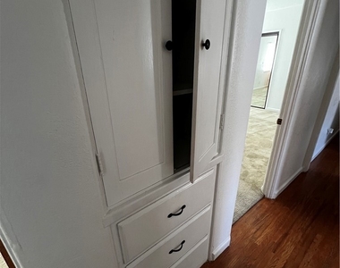 484 W 25th - Photo Thumbnail 20