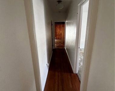 484 W 25th - Photo Thumbnail 25