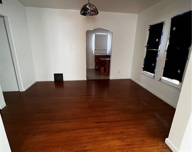 484 W 25th - Photo Thumbnail 10