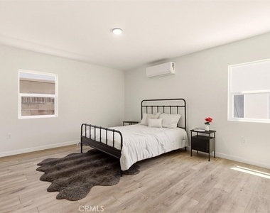 2151 Euclid Avenue - Photo Thumbnail 18