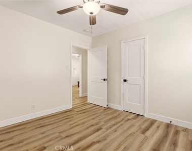 2151 Euclid Avenue - Photo Thumbnail 14