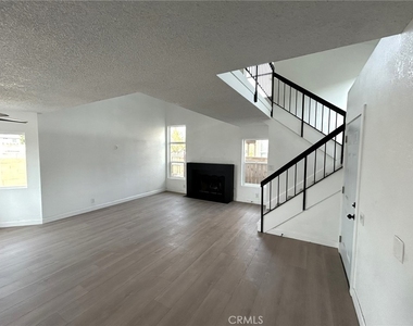 12040 Woodbridge - Photo Thumbnail 6
