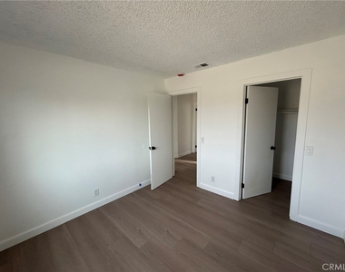 12040 Woodbridge - Photo Thumbnail 17