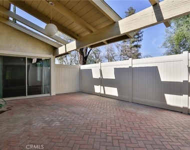 613 Lytle Street - Photo Thumbnail 17