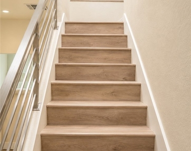 312 Shade Ln - Photo Thumbnail 6
