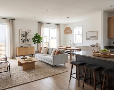 1332 S Longwood Avenue - Photo Thumbnail 1