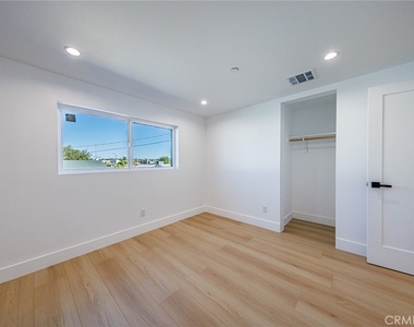 1332 S Longwood Avenue - Photo Thumbnail 19