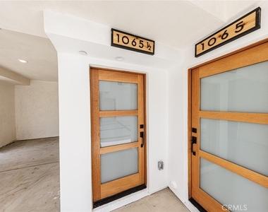 1065 S Corning Street - Photo Thumbnail 8