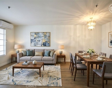 1211 Huntington Drive - Photo Thumbnail 3