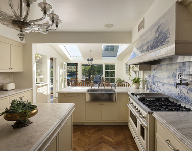 10030 Toluca Lake Avenue - Photo Thumbnail 15