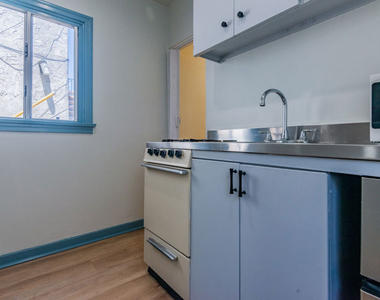 4170 Ince Boulevard - Photo Thumbnail 11