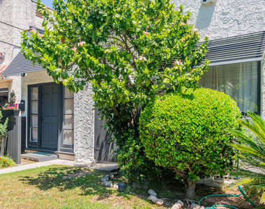 4170 Ince Boulevard - Photo Thumbnail 3