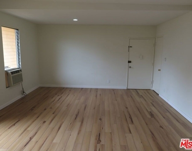 1022 N Croft Avenue - Photo Thumbnail 17