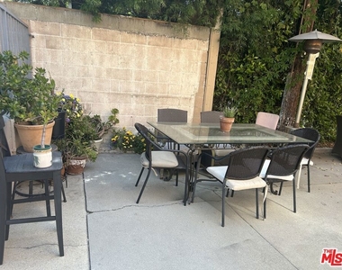1022 N Croft Avenue - Photo Thumbnail 20