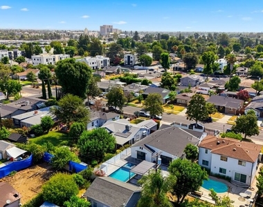 5735 Saloma Avenue - Photo Thumbnail 31