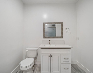 6002 Klump Avenue - Photo Thumbnail 18