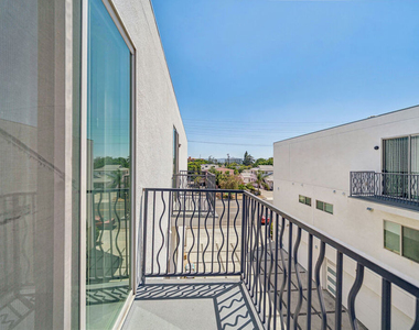 6002 Klump Avenue - Photo Thumbnail 15